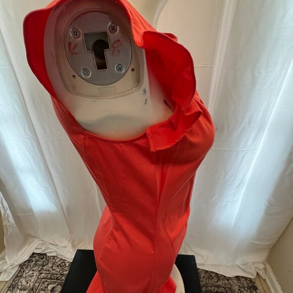 Hugo Boss Dress Size 2 Ruched side - Picture 3 of 10